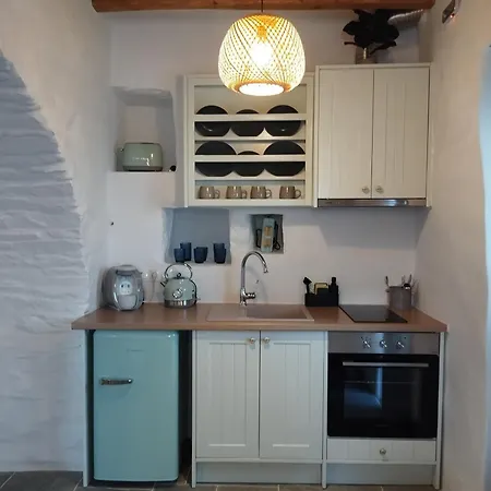 Θέα - Thea * Artemonas